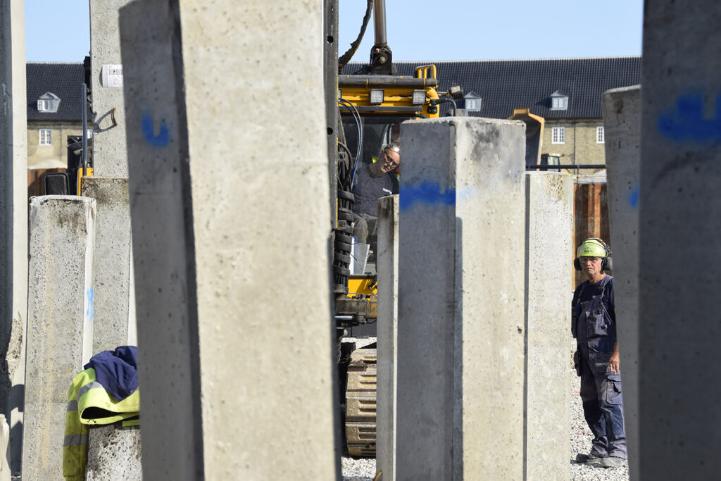PAPIRØENS bygninger skal hvile på pæle af armeret beton | PAPIRØEN